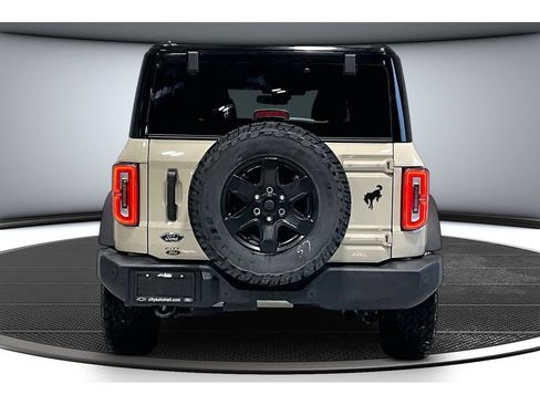 Used 2025 Ford Bronco Outer Banks AWD/4WD image 6