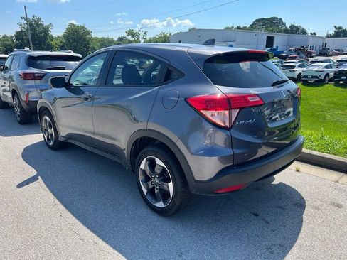 Used 2018 Honda HR-V EX image 4