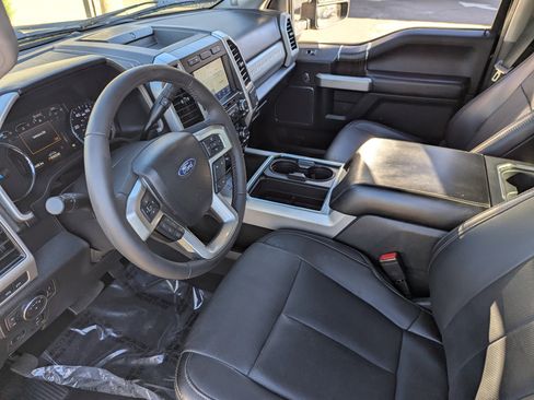 Used 2021 Ford F250 Lariat image 19