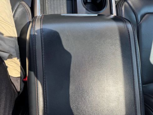 Used 2022 Ford F350 Platinum image 36