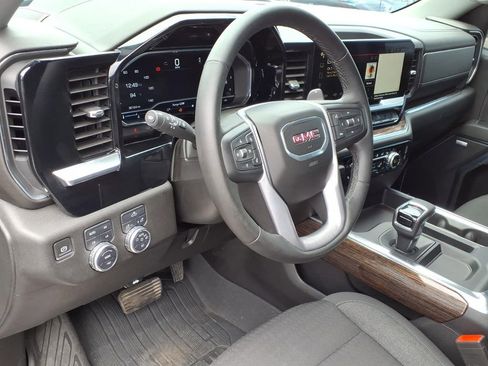 Used 2024 GMC Sierra 1500 Elevation w/ Preferred Package AWD/4WD image 22