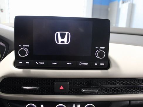 Used 2025 Honda HR-V LX image 25