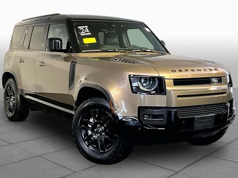 Used 2024 Land Rover Defender 110 X-Dynamic SE AWD/4WD image 3