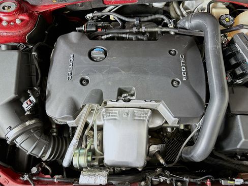 Used 2016 Chevrolet Malibu Premier w/ Driver Confidence Package II image 32