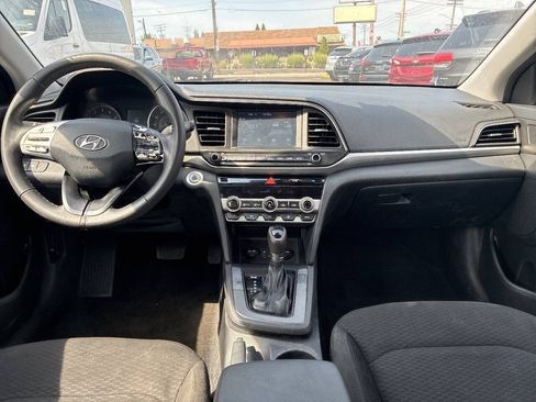 Used 2019 Hyundai Elantra Value Edition w/ Cargo Package FWD image 16
