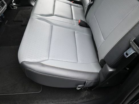 Used 2024 Ford F150 Lightning Lariat image 27