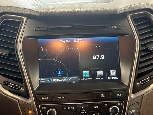 Used 2017 Hyundai Santa Fe Limited AWD/4WD image 19