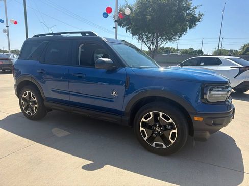 Used 2024 Ford Bronco Sport Outer Banks AWD/4WD image 8