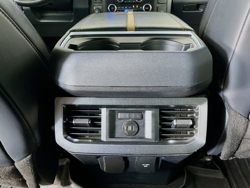Used 2024 Ford F250 Platinum AWD/4WD image 33