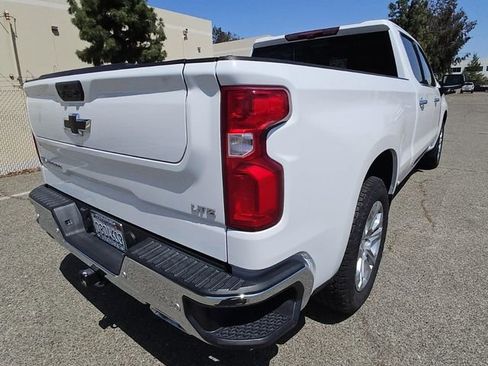 Used 2023 Chevrolet Silverado 1500 LTZ w/ LTZ Premium Package AWD/4WD image 5