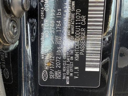 Used 2013 Hyundai Veloster w/ Style Pkg image 35