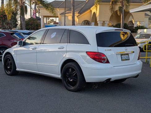 Used 2006 Mercedes-Benz R 350 4MATIC w/ Trim Pkg image 10
