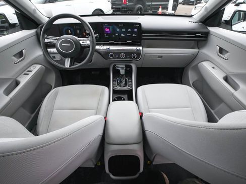Used 2024 Hyundai Kona SE AWD/4WD image 51