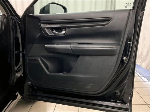 Used 2023 Honda CR-V LX image 12