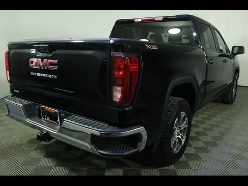Used 2022 GMC Sierra 1500 Pro w/ Pro Value Package image 17