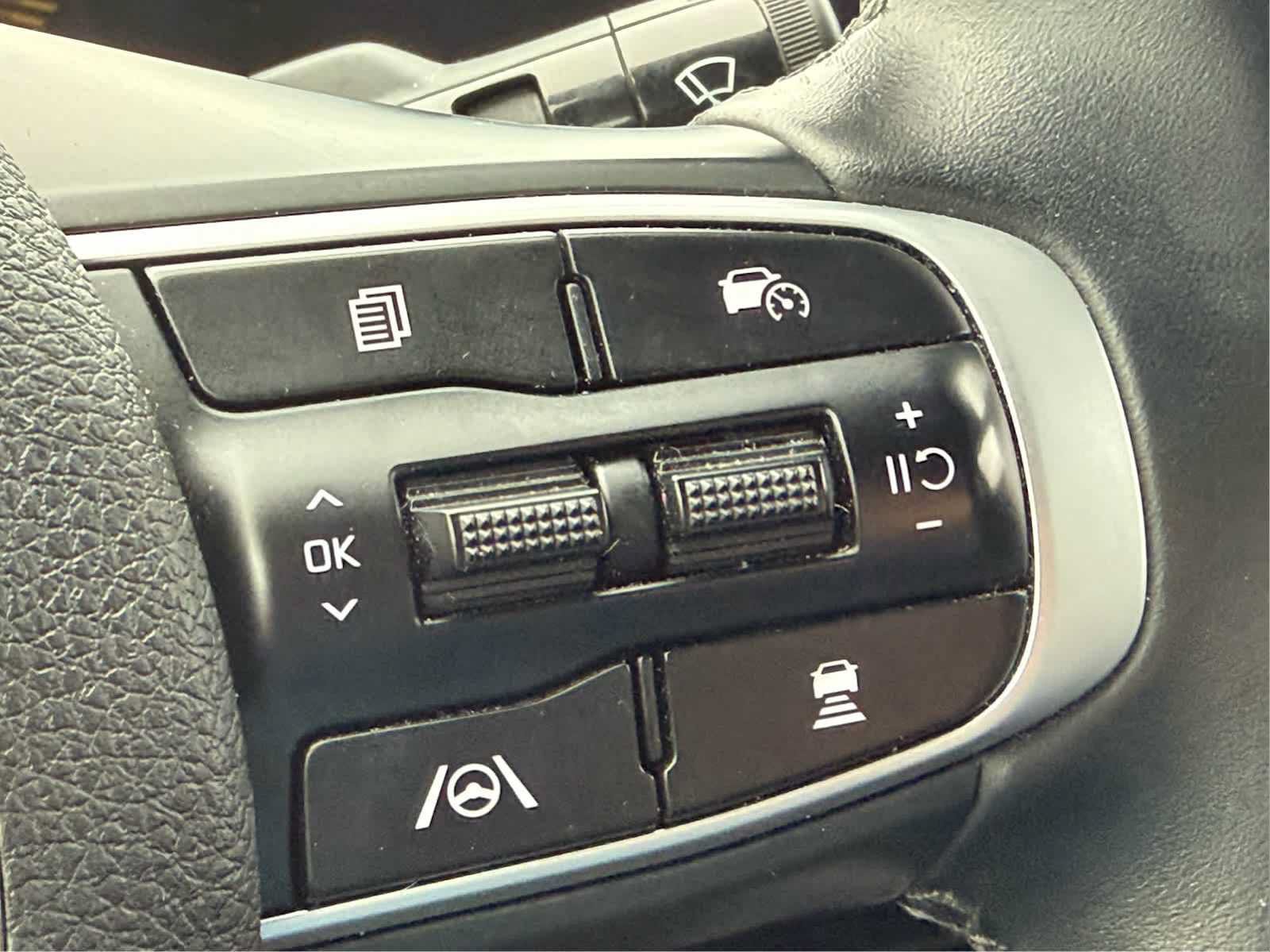 Used 2025 Kia K5 GT-Line w/ GT-Line Premium Package FWD image 14