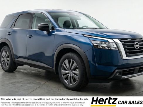 Used 2025 Nissan Pathfinder SV FWD image 1