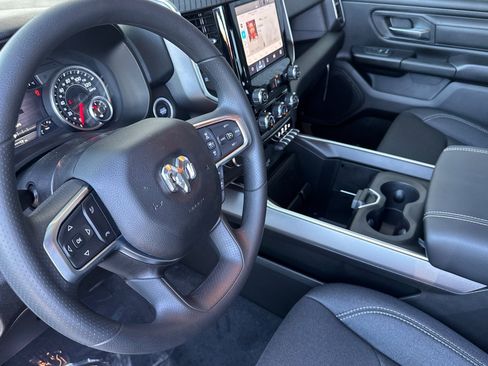 New 2026 RAM 1500 Express AWD/4WD image 9