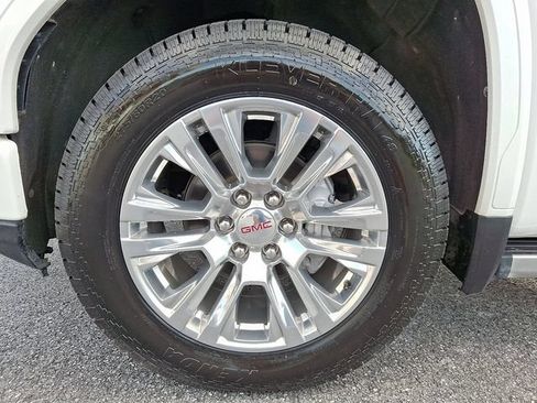 Used 2022 GMC Sierra 1500 Denali AWD/4WD image 8