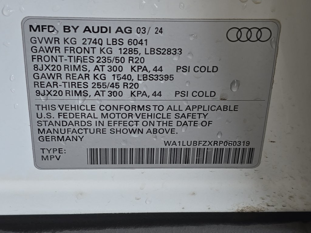 Used 2024 Audi Q4 e-tron Premium Plus w/ Premium Plus AWD/4WD image 37