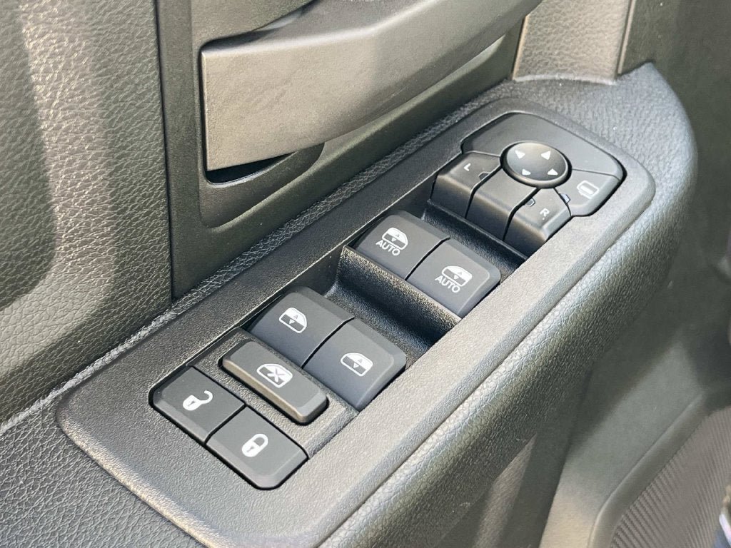 Used 2026 RAM 5500 Tradesman AWD/4WD image 25