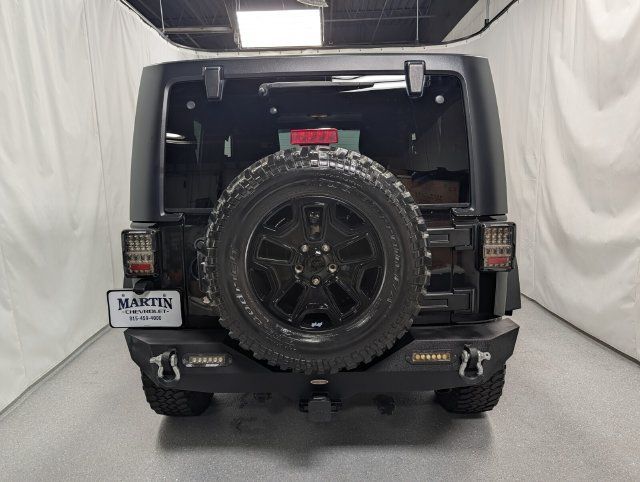 Used 2017 Jeep Wrangler Sport AWD/4WD image 4