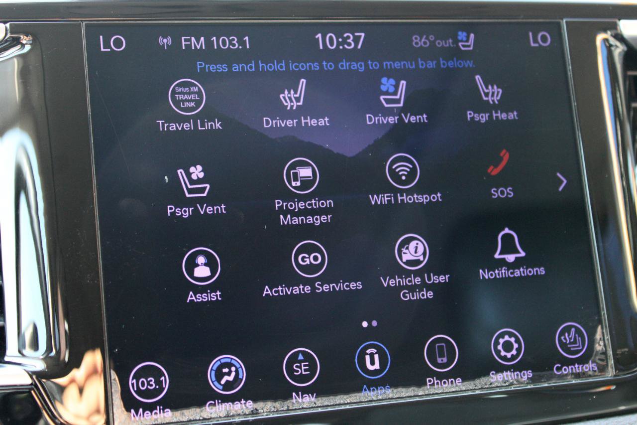 Used 2019 Chrysler Pacifica Limited FWD image 39