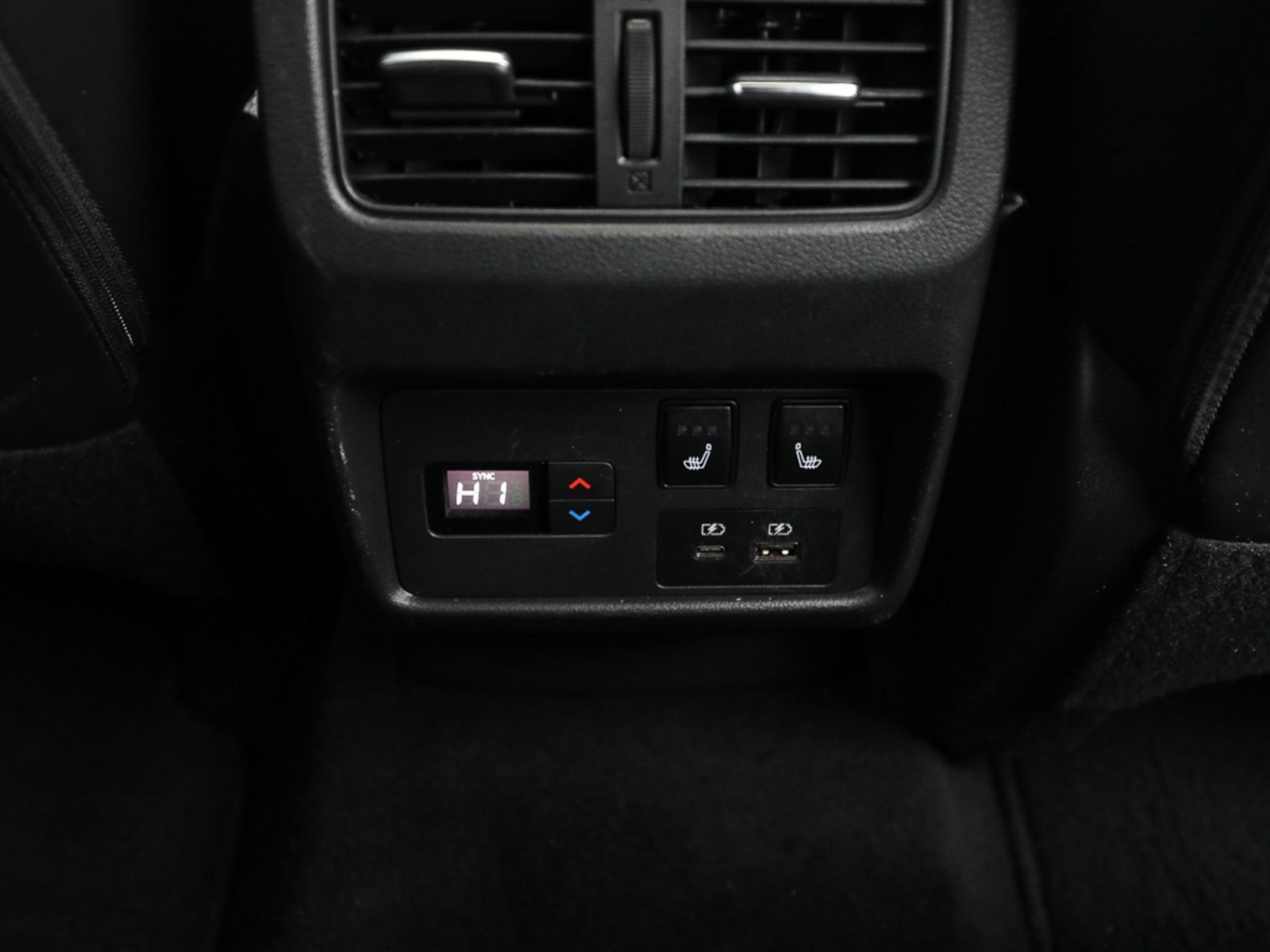 Used 2021 Nissan Rogue Platinum FWD image 24