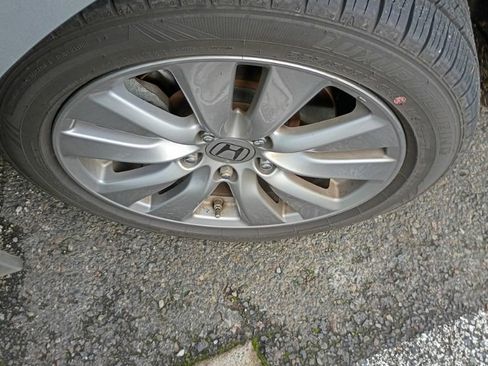 Used 2012 Honda Accord EX-L image 2