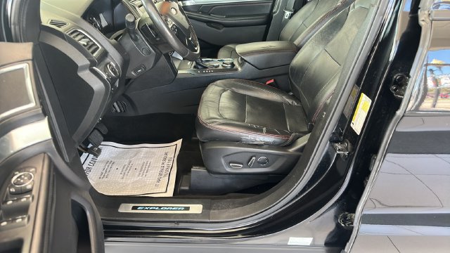 Used 2016 Ford Explorer Sport w/ Equipment Group 401A AWD/4WD image 9