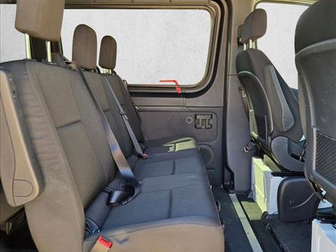 Used 2024 Mercedes-Benz Sprinter 2500 image 16