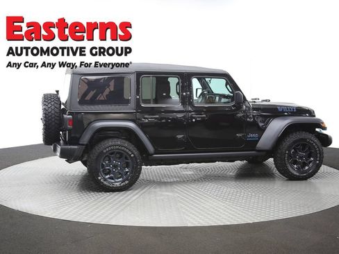 Used 2023 Jeep Wrangler Unlimited w/ Cold Weather Group AWD/4WD image 46