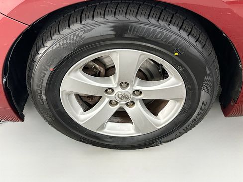 Used 2014 Toyota Sienna LE image 11