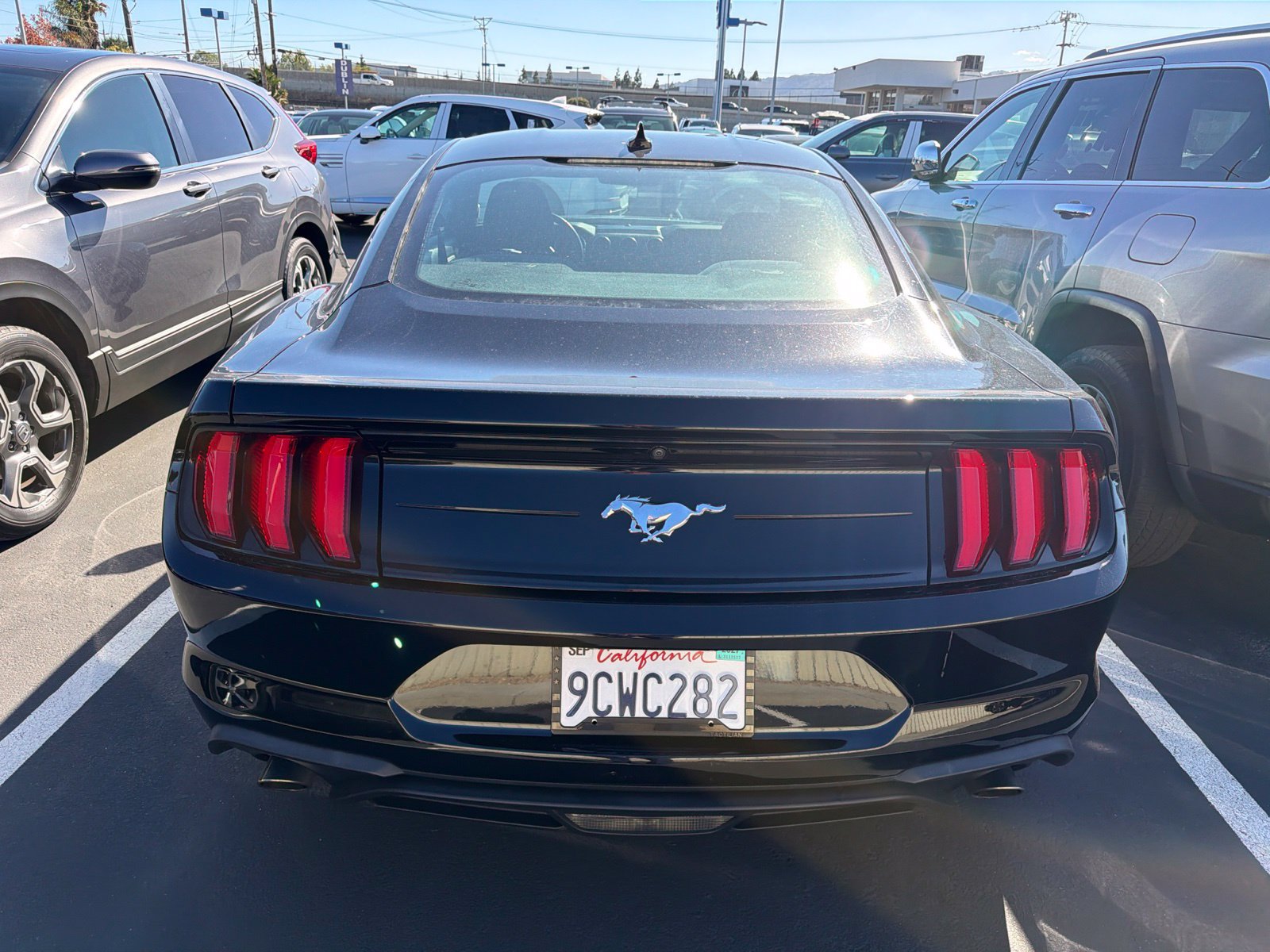 Used 2022 Ford Mustang Coupe RWD image 4