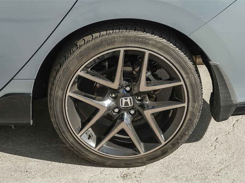 Used 2019 Honda Civic Sport image 11