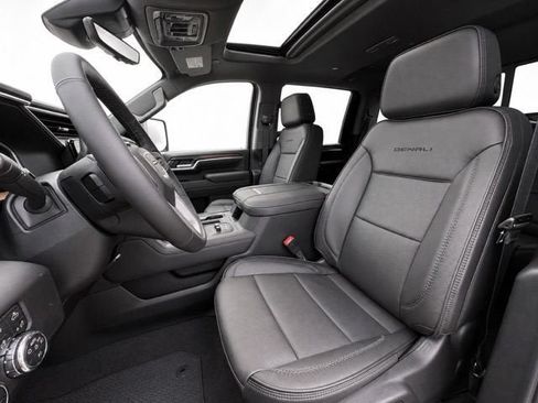 New 2026 GMC Sierra 2500 Denali w/ Denali Reserve Package AWD/4WD image 12
