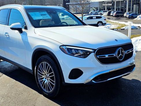 New 2026 Mercedes-Benz GLC 300 4MATIC image 2