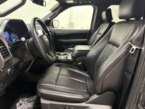 Used 2020 Ford Expedition Max XLT w/ Equipment Group 202A AWD/4WD image 17