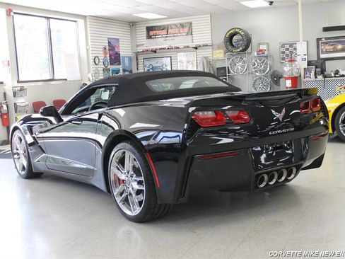 Used 2016 Chevrolet Corvette Stingray Convertible w/ 2LT Preferred Equipment Group image 7