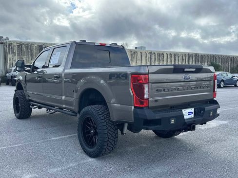 Used 2020 Ford F250 XLT w/ XLT Premium Package image 6