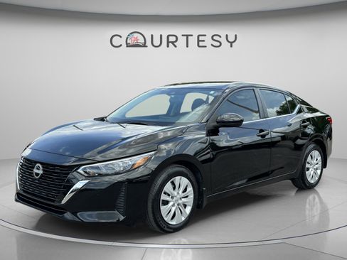 Certified 2024 Nissan Sentra S FWD image 1