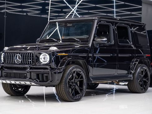 Used 2025 Mercedes-Benz G 63 AMG 4MATIC image 3