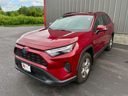Certified 2024 Toyota RAV4 XLE w/ Convenience Package AWD/4WD image 2