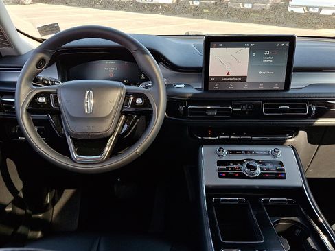 Certified 2023 Lincoln Aviator AWD w/ Premium Package image 12