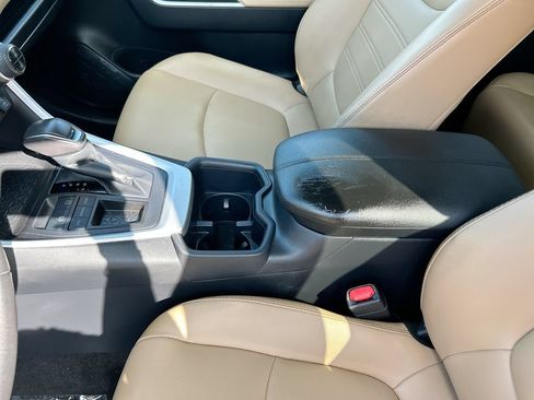 Used 2025 Toyota RAV4 XLE Premium w/ Weather Package FWD image 30