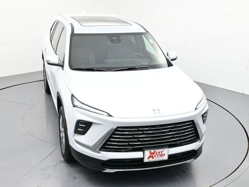 New 2026 Buick Enclave Preferred w/ Power Package image 4