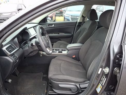 Used 2019 Kia Optima LX image 10