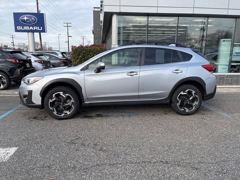 Used 2023 Subaru Crosstrek 2.5i Limited w/ Moonroof Package image 9