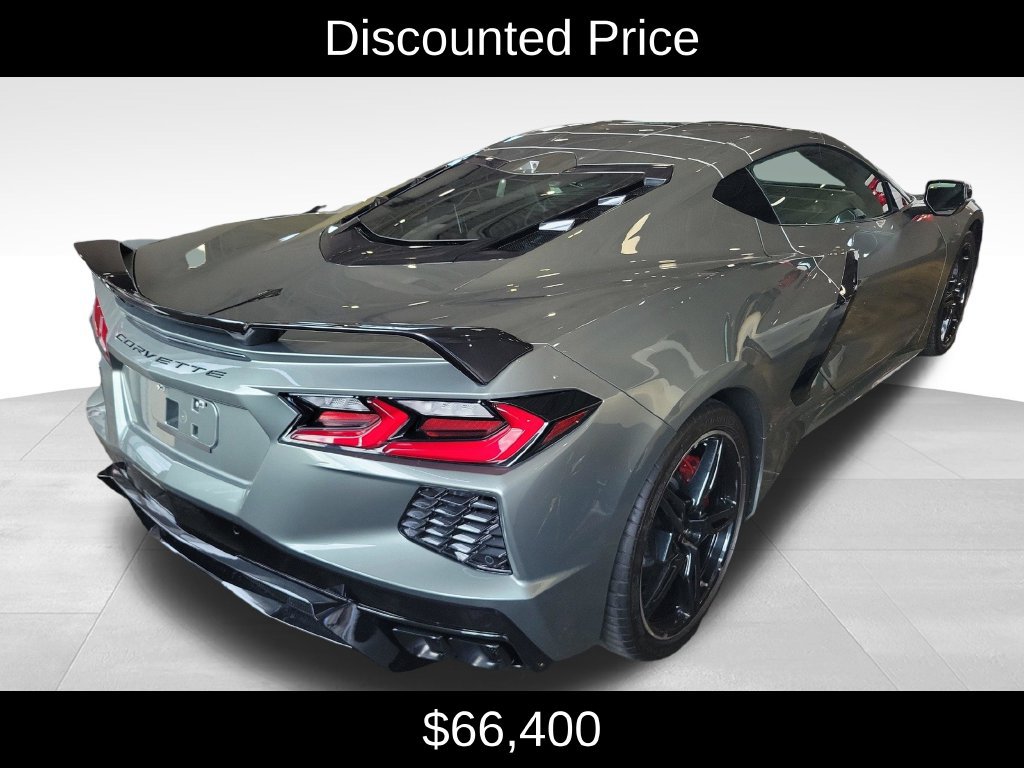 Used 2023 Chevrolet Corvette Stingray Preferred Cpe w/ Z51 Performance Package RWD image 3
