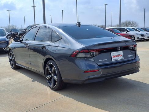 New 2026 Honda Accord SE image 2